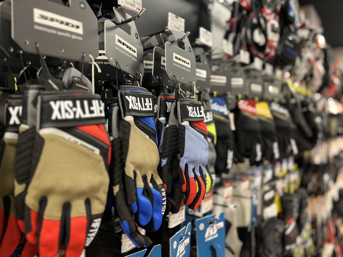 56designとSPIDIコラボのカラフルなグローブが入荷しました