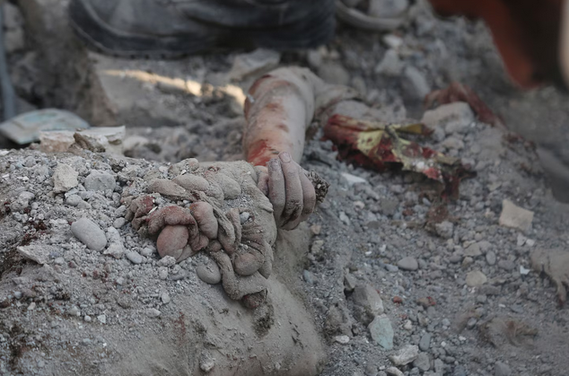 rokoszmost's tweet photo. U.S. military allegedly bombed girls’ elementary school, killing more than 100 children.

https://t.co/aPXdwuEegW https://t.co/4kjocalllo