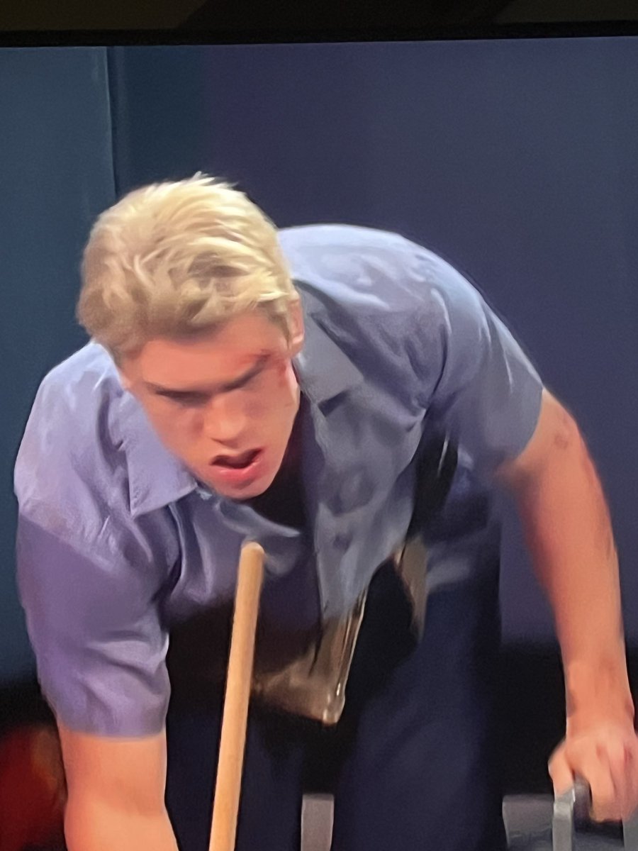 xkristinnnx's tweet photo. NO WAY BRO I KNOW THE THEATRE WENT CRAZY 😂😂😂😂 #StorrieNightLive #ConnorStorrieOnSNL https://t.co/m5aHvRjbqi