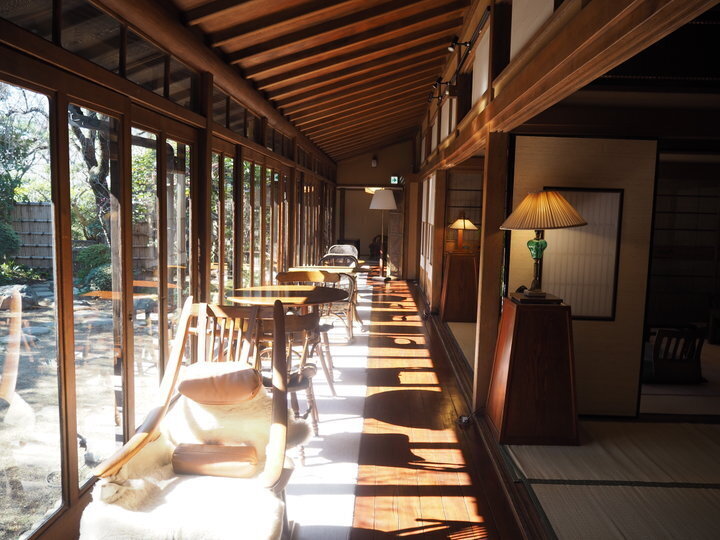 cotrip_twi's tweet photo. 【東京｜古民家カフェ20選】

西荻窪や谷根千の昭和レトロな一軒家から縁側カフェまで、古民家をすてきにリノベーションしたカフェをご紹介。

詳しくはこちら⇒https://t.co/JGVaoyOMuA https://t.co/0gfypSWNtM