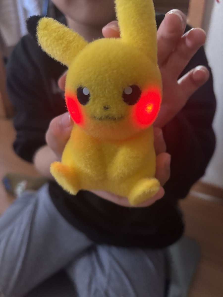 an7pikapi's tweet photo. なんか突然うちに来た！プレゼント🎁で貰ったぞ！！懐かしい🥰🥰🩷🩷 https://t.co/v4uGFcQh4c