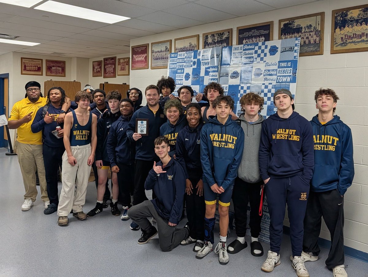 walnutathletics's tweet photo. OHSAA Boys Wrestling Updates:
Individual finishes (Top 4 move on to Districts):
Johnny Jackson - 4th
Kiran Fernando - 6th
Eli Newman - 6th
#RoadToState #LetsGoNuts https://t.co/QV7PEyYl22