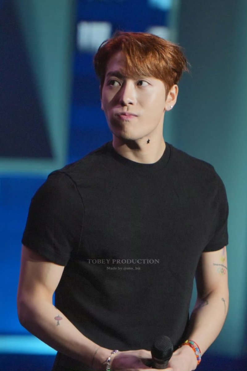 เมนชั้นคันฟันอีกละ!! 😁😁
#JacksonWang