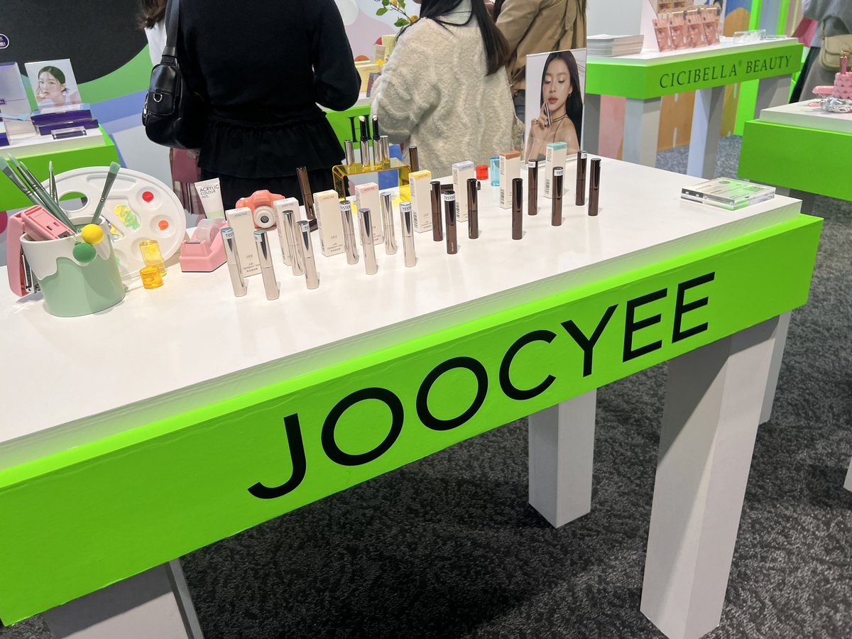 2Atmk's tweet photo. #Qoo10MEGAPOPup #メガ割 #JOOCYEE https://t.co/SbhfA8zOi9