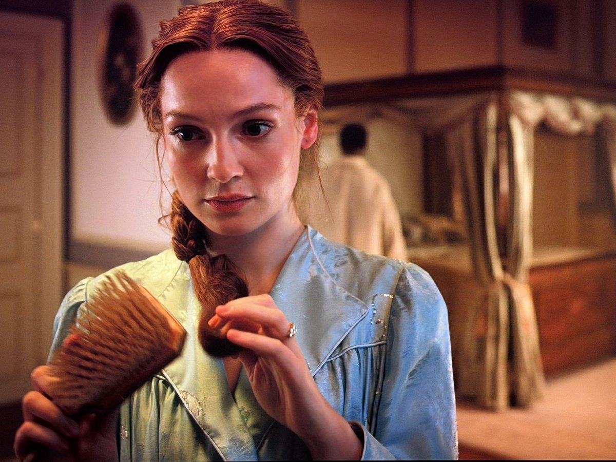 Ellie_2038's tweet image. The gears are a-turnin’ up top ⚙️🧠 but surely Francesca wouldn’t jump to the conclusion of Michaela being a lesbian so quickly. I think she’ll need more reasons before she starts thinking that.