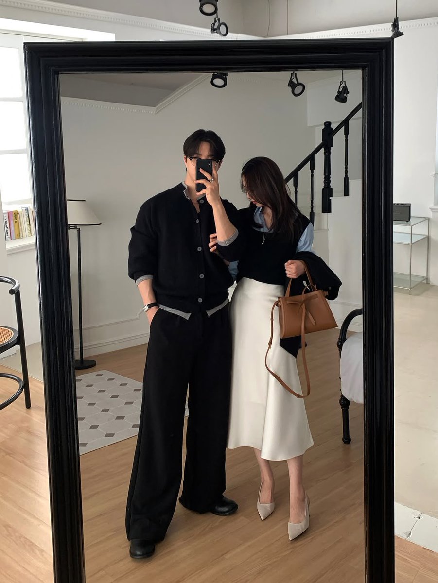 ceelune_'s tweet photo. korean couple’s fashion https://t.co/YJRQhJEQwh