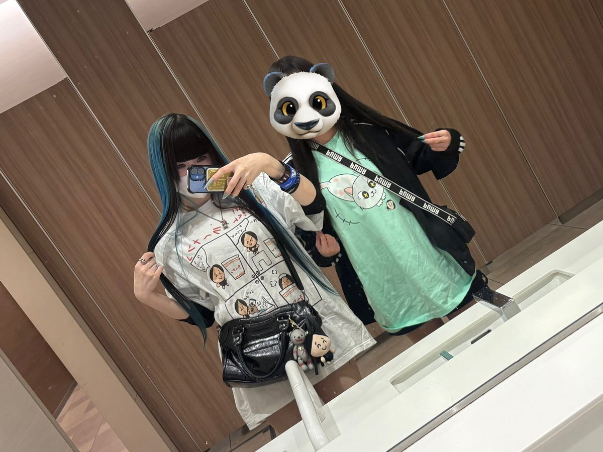 ꙭ҉ᶻⁿ tweet media