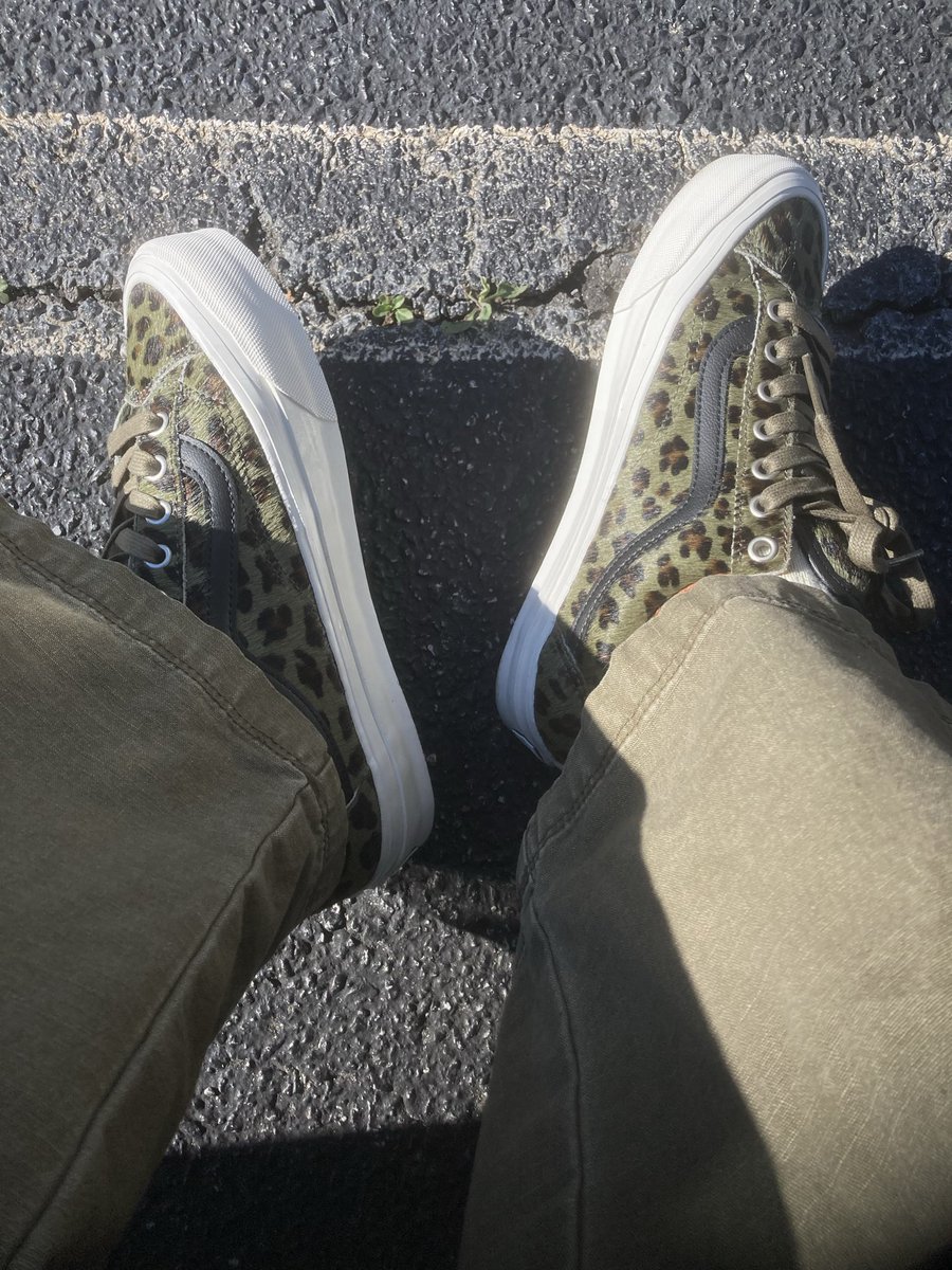 kimtv's tweet image. #BHMKOTD5 Day 28 - “All of this has happened before. All of this will happen again.” Review, recast and refresh for the next… @Vans Old Skool 36 Premium “Pony Cheetah Olive” #texture #sneakers #BHMKOTD