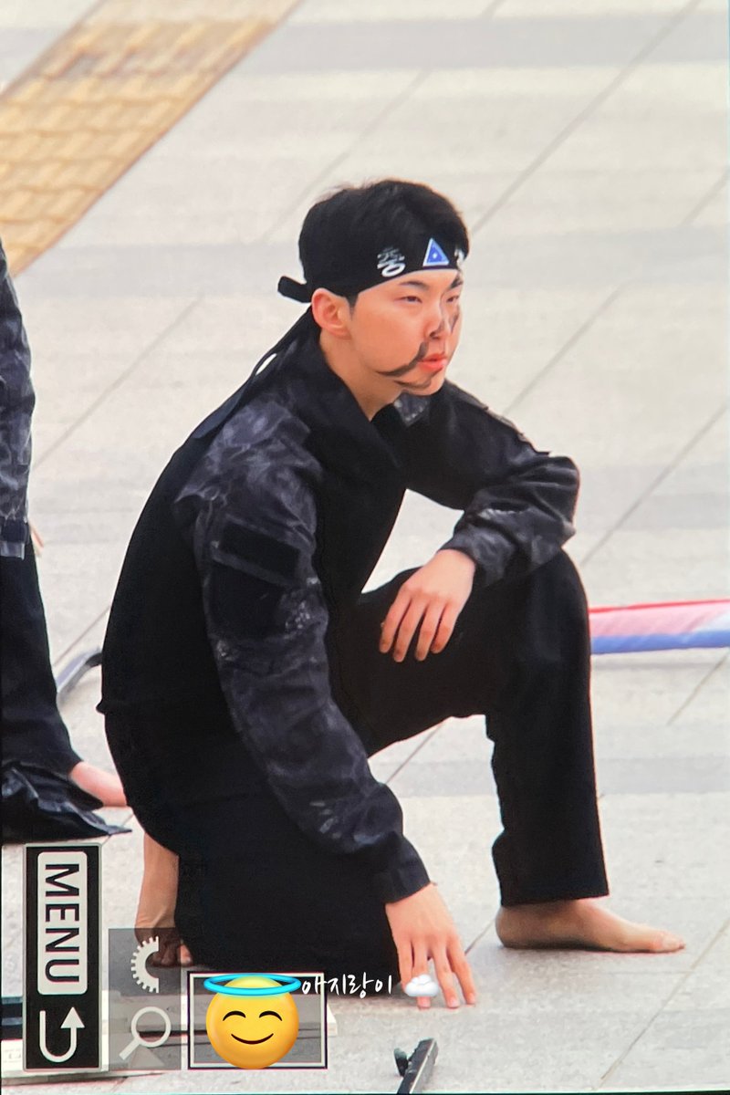 ๐๐๐๐ tweet media