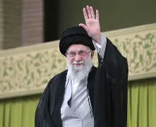 SABCNews_Radio's tweet photo. [LISTEN] Iran's Supreme Leader Ali Khamenei has been killed 
 🔗https://t.co/2vtKgowtcG
#sabcnews #WeekendView https://t.co/dEHMhdWl4O