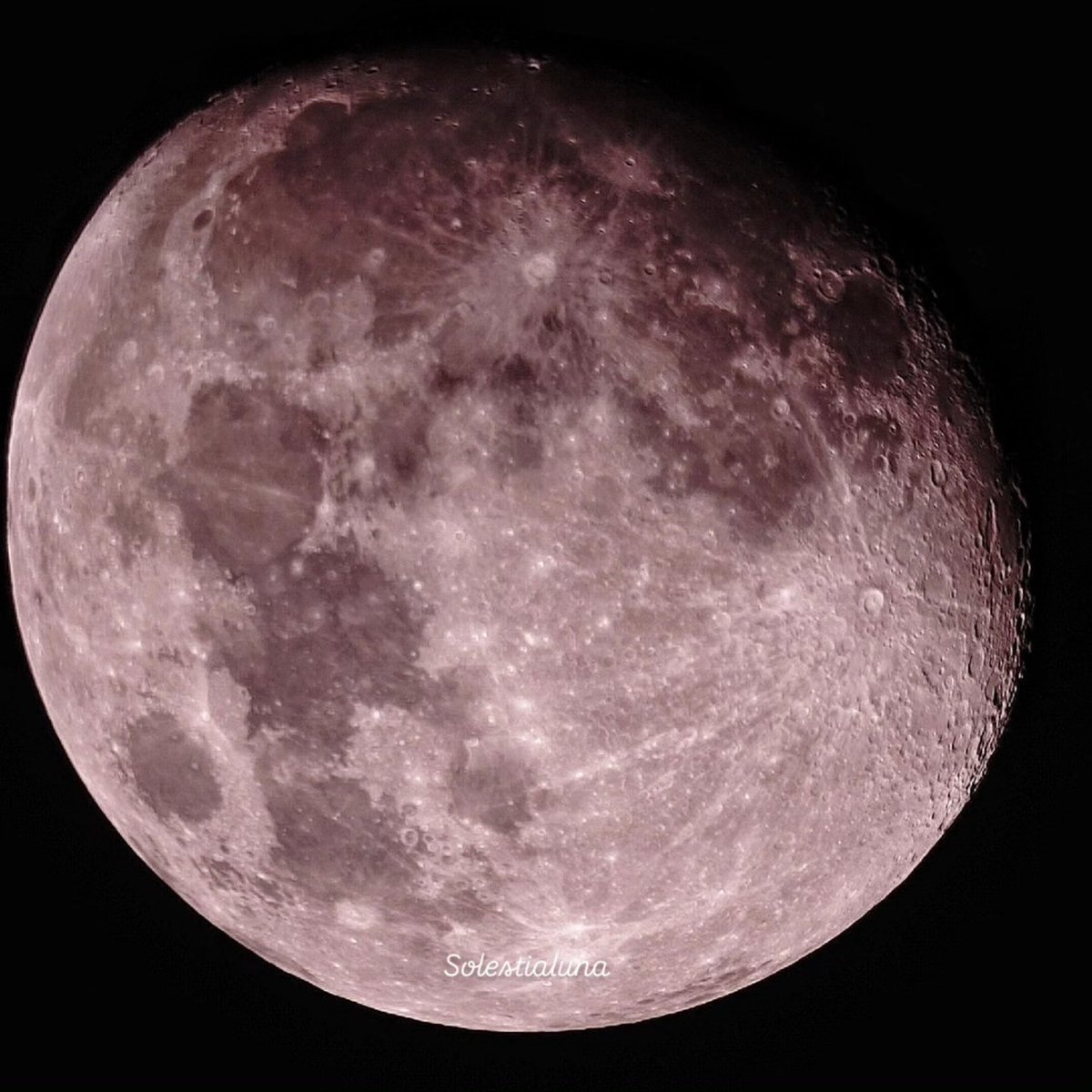solfinder13's tweet photo. Close enough to count every scar.

This is not the Moon from a distance; this is the Moon as confession. Her surface fills the frame like a landscape from another world: She is 4.5 billion years old and she has never once tried to look smooth.

#moon #Astrophotography #moonshine https://t.co/iXD8NA5iYZ