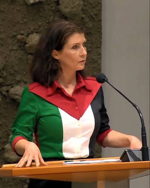 🕋burKarima☪️ tweet media