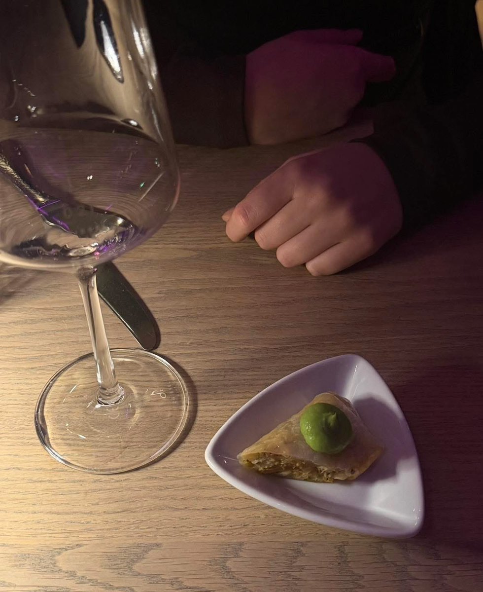 atchinator tweet media