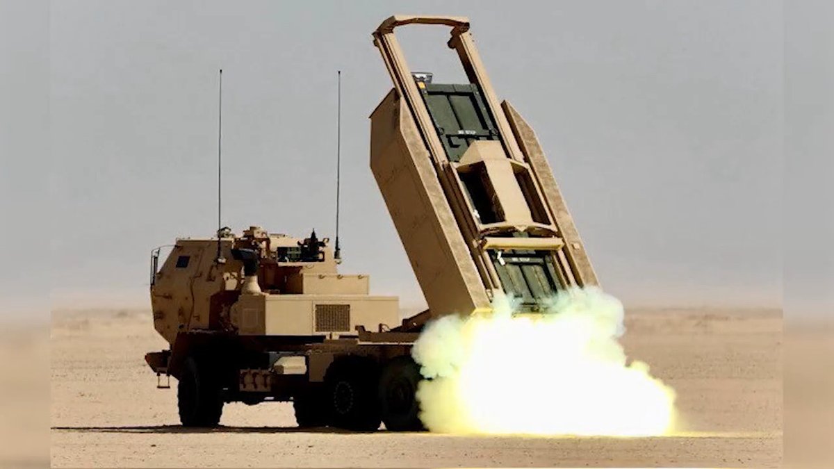 🇧🇭🇮🇷🇺🇸 This video reportedly shows an expended MGM-160 ATACMS launch ...