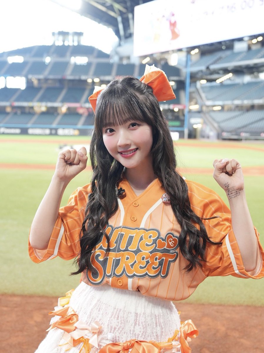 えみルック@たくやん tweet media