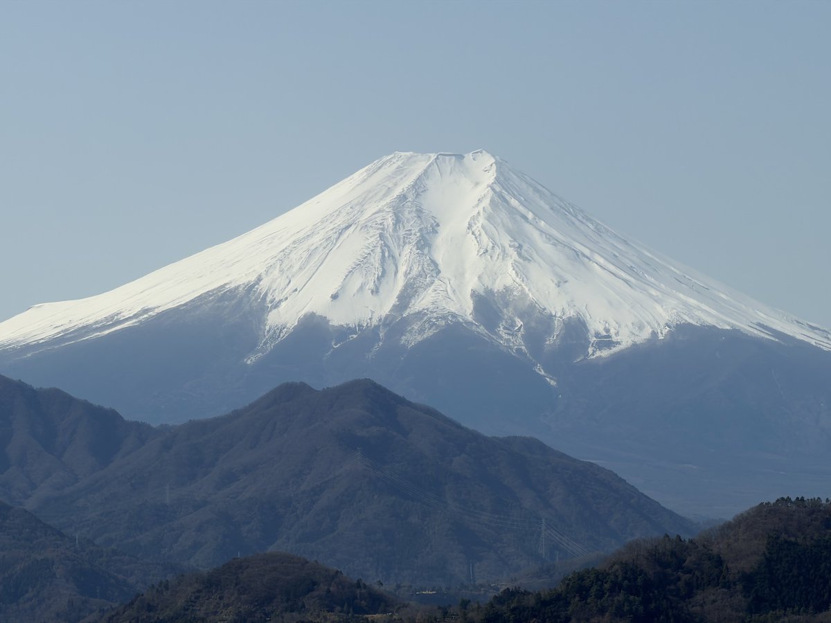 itochi68's tweet photo. 今日は前から行きたかった岩殿山へ。富士山の綺麗さは格別❗️
帰りは特快が来たので中野で下山飲み🍺 https://t.co/qHSOtJDrJV