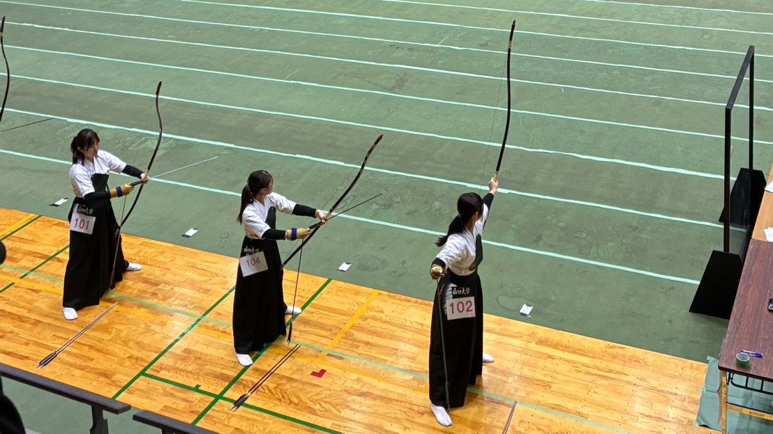 yamaguchi_kyudo's tweet photo. 山口大学に合格された皆様、
合格おめでとうございます🌸

私たちと一緒に弓道しませんか？
初心者の方も、経験者の方も、
工学部、情報学部の方も大歓迎です！

入部や見学についての質問やDM
いつでもお待ちしております！

#春から山口大学
#春から山大
#山口大学
#山口大学体育会弓道部
#弓道 https://t.co/4LfxiG7H6g