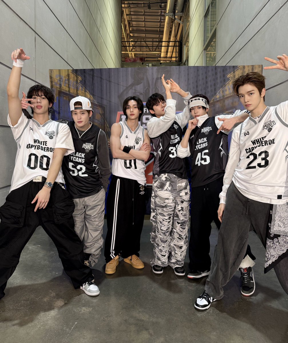 Eunseok. tweet media