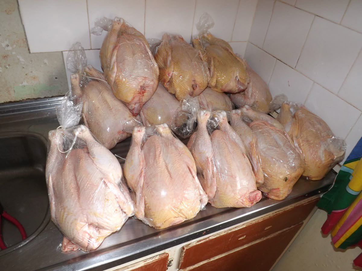 First of all don’t plan a graduation party and hustle with bad chicken .
I can supply fresh chicken from farm for all parties ,just call 0706612235