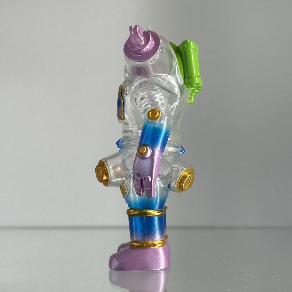 KAIJIN x One up. キングジョー ゲーミングレインボー 抽選で当選した