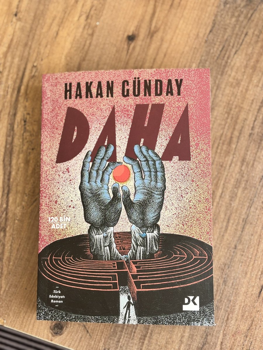 Jeopolitik önem,içi kapkaranlık ve farları fal taşı gibi otobüslerin sırf yol üstünde diye gecenin ortasında mola verdiği kırık dökük bir binanın ada ve parsel numaralarıyla yapılan çıkar hesapları demekmiş.

#neokuyorum