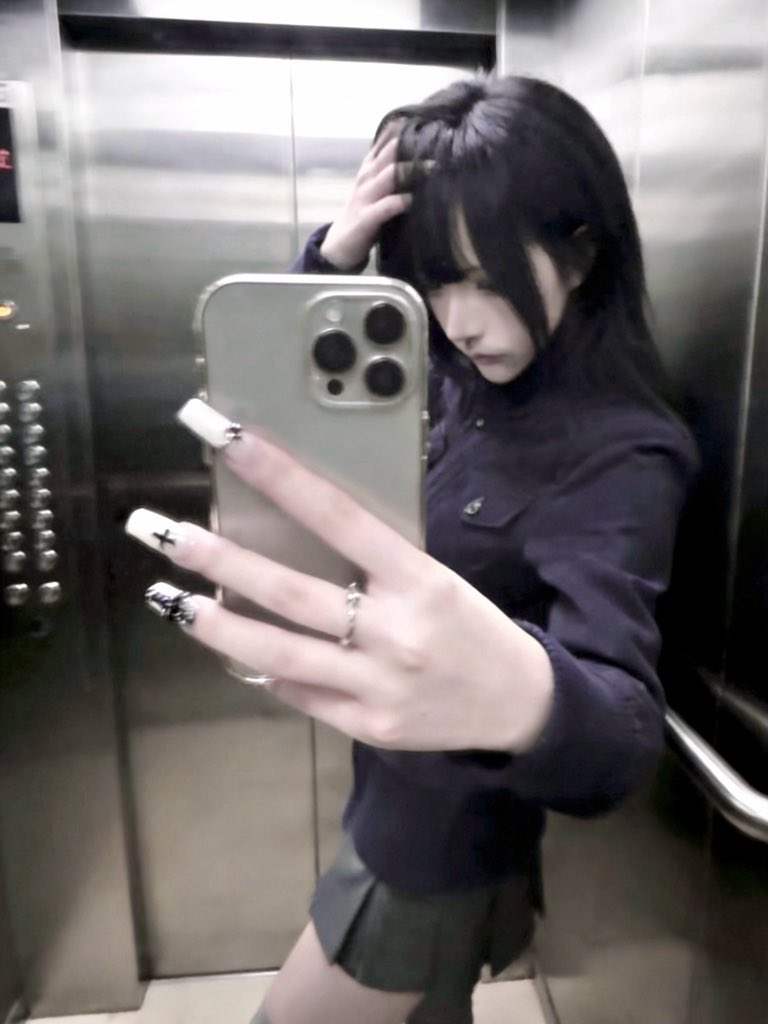 草指輪 tweet media