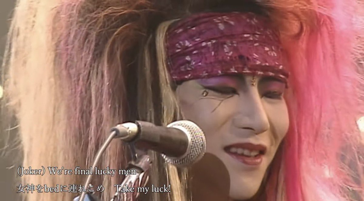 hideちゃん笑ってる。 毎日笑って過ごそう。 #XJAPAN #hide