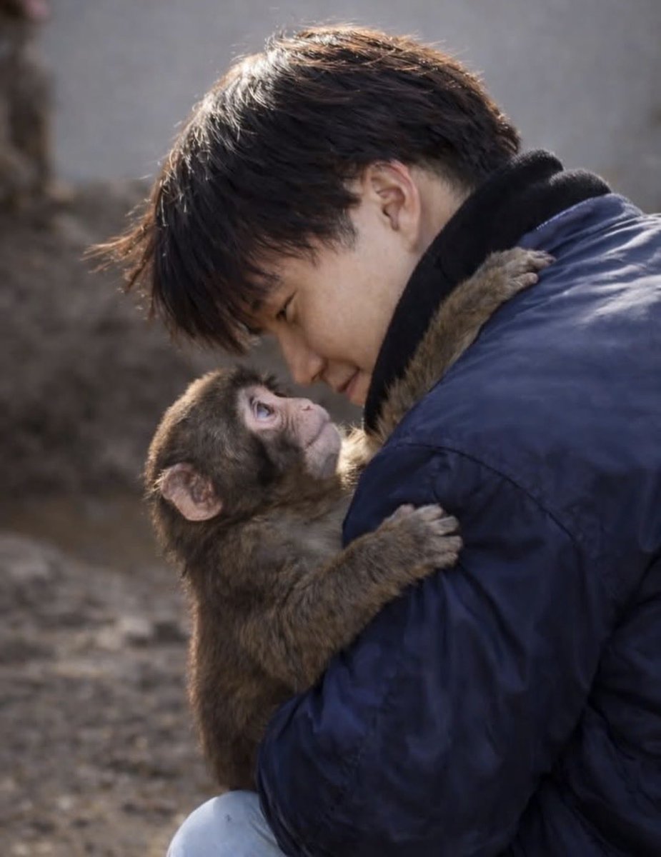 서로를 바라보는 눈빛 🐒👦🏻♥️✨

#punch #punchi