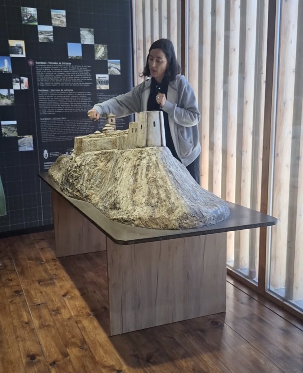 JoseLSaezPastor's tweet image. FAM TRIP con la Asoc. de guías turísticos de la Comunidad Valenciana, donde tuvimos la oportunidad de visitar diferentes recursos y activos de nuestra localidad. #Castillo #RábitaCalifal #Fonteta #Museos y el yacimiento romano del Moncayo @GuardamarTurism @Guardamar_Ayto