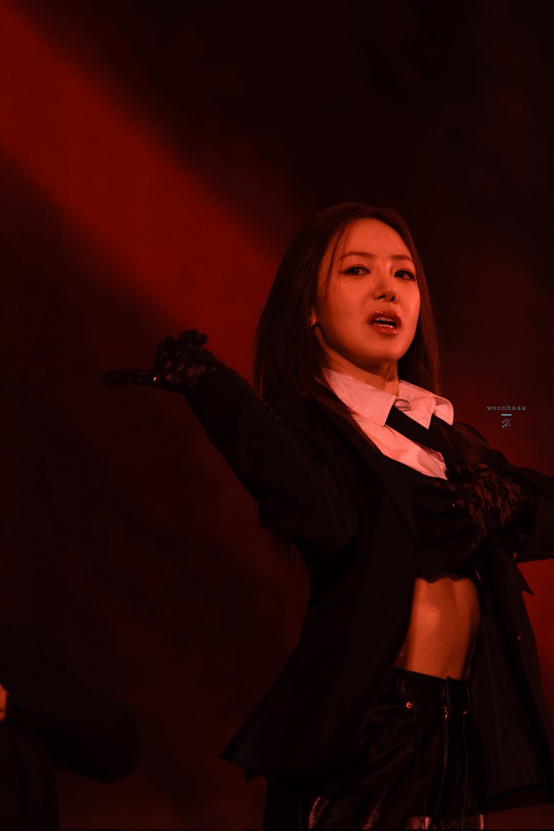 운하 tweet media