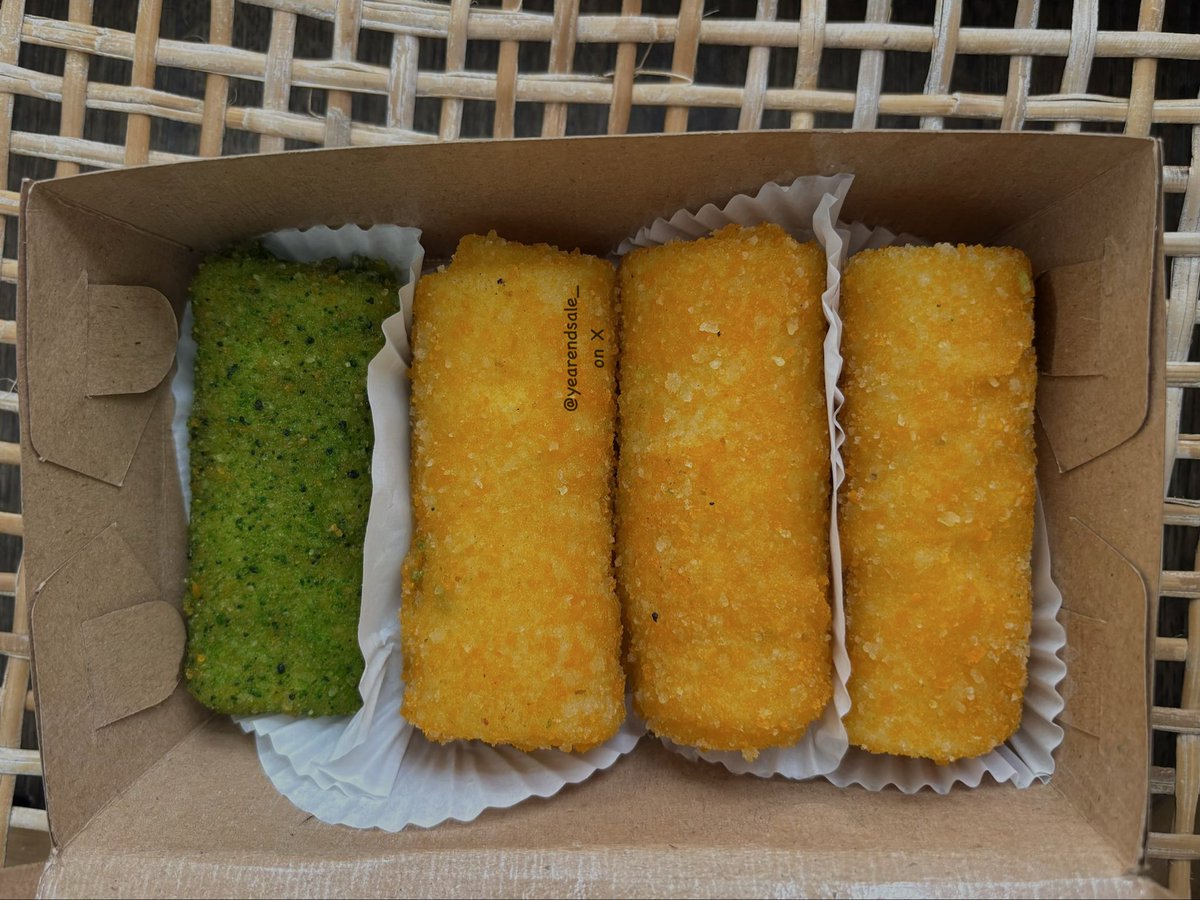 yearendsale_'s tweet photo. What I eat in Jogja... shopeefood edition 🍽️ https://t.co/eHRTIXLcG0