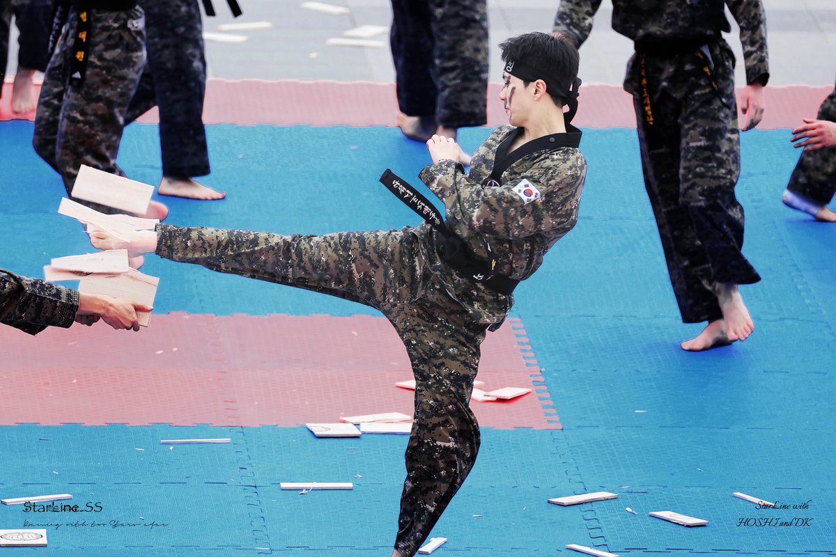 StarLine_SS tweet media