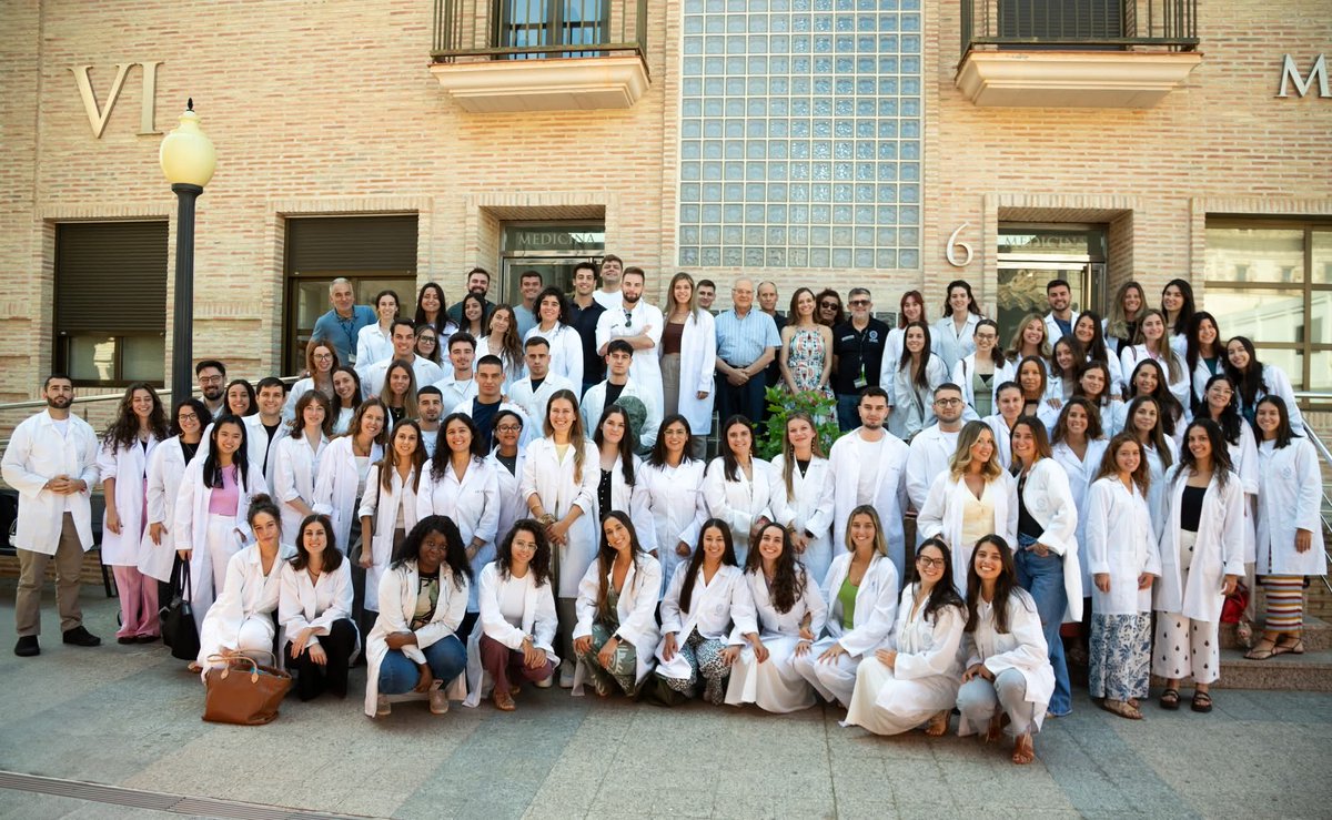 GRADO EN MEDICINA UCAM tweet media