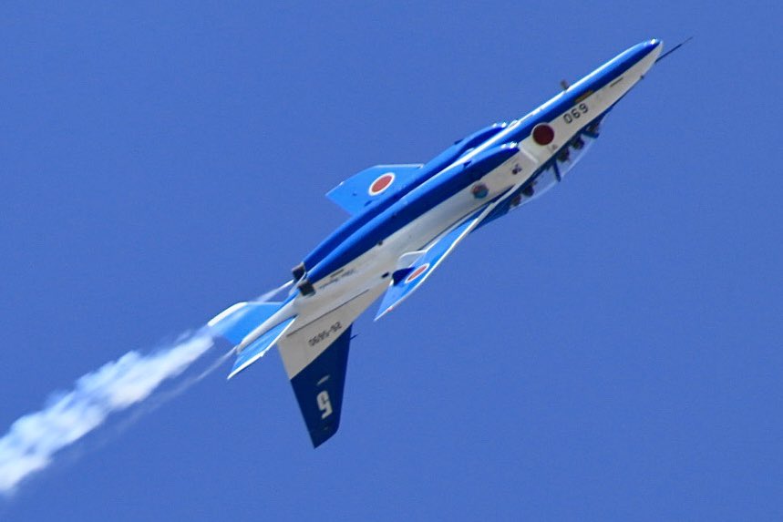 kinki48909's tweet photo. 3/1(日) 小牧基地航空祭
#ブルーインパルス #小牧基地航空祭 https://t.co/ur2QqdwOKU