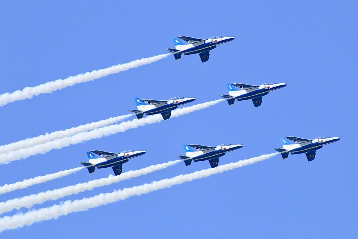 kinki48909's tweet photo. 3/1(日) 小牧基地航空祭
#ブルーインパルス #小牧基地航空祭 https://t.co/ur2QqdwOKU
