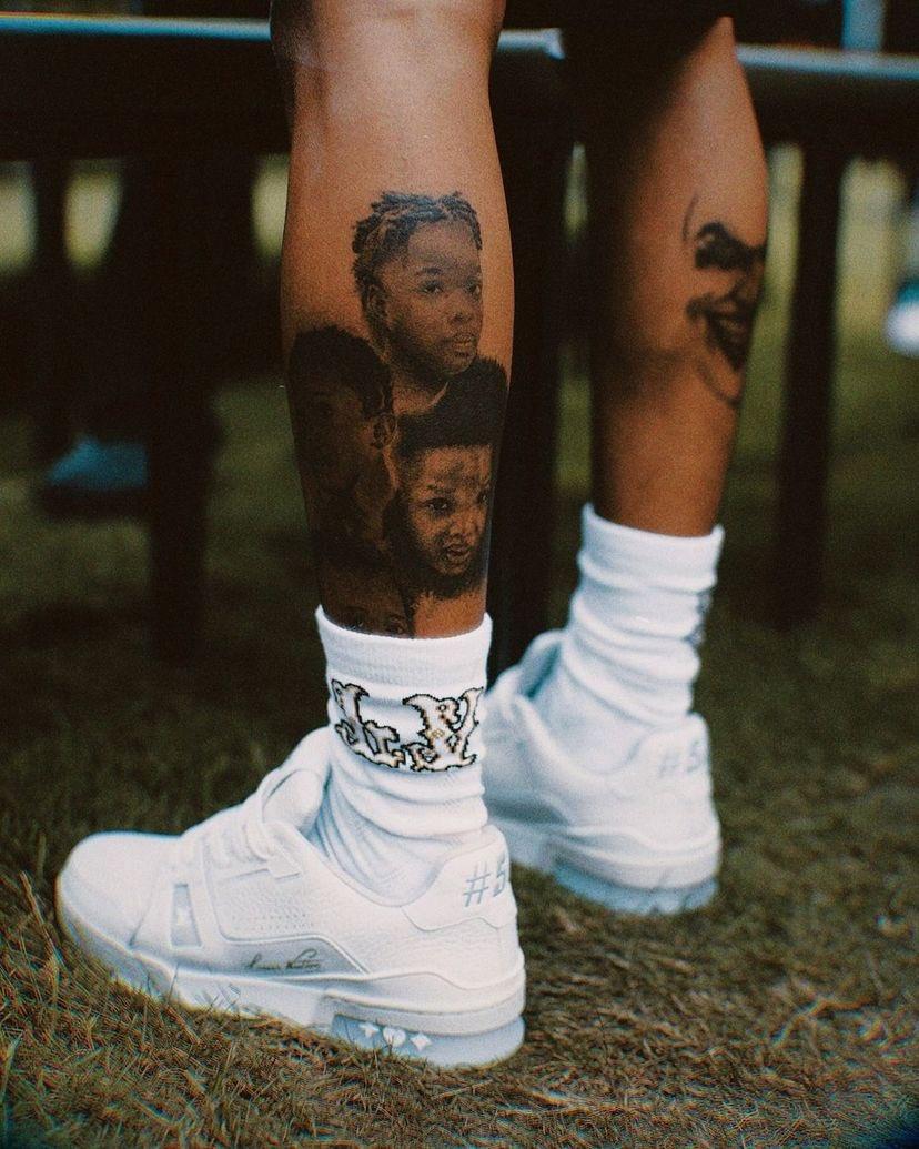 May doors open easily, helpers locate you,
and your efforts bring results that cause thanksgiving. No fear, no delays, no disappointments today. Happy new month