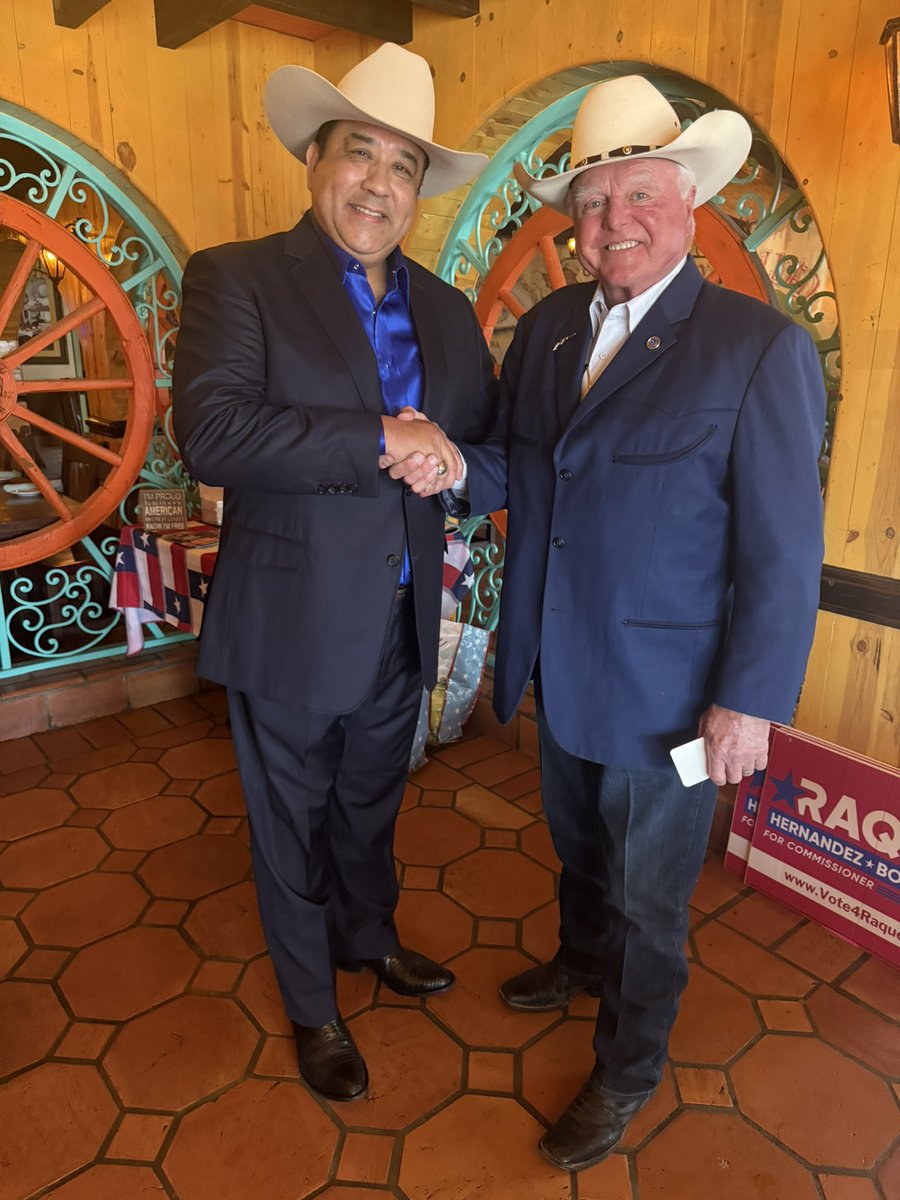 honisraelgarcia's tweet image. Awesome meeting today! Everyone is fired up for the March Primary! Go VOTE! #sisepuede #suvotoessuvoz #hcrp #gop #harriscountygop