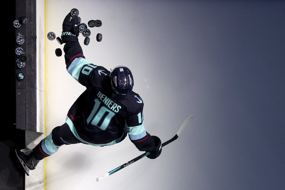 Steph Chambers tweet media