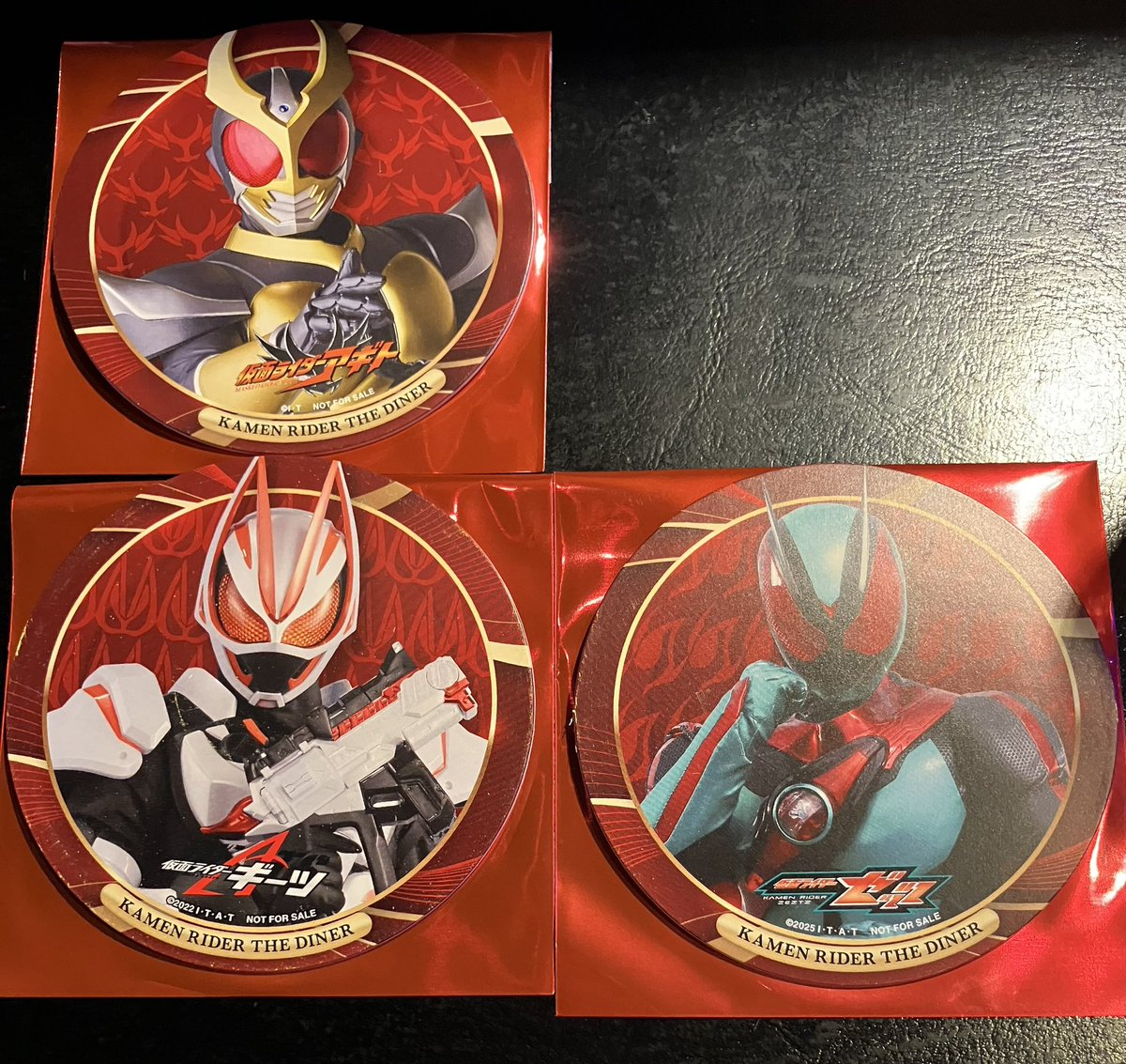 交換】仮面ライダーザダイナー コースター 譲:アギト、ギーツ、ゼッツ