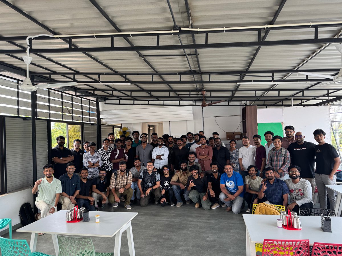 Kochi FOSS Meetups tweet media