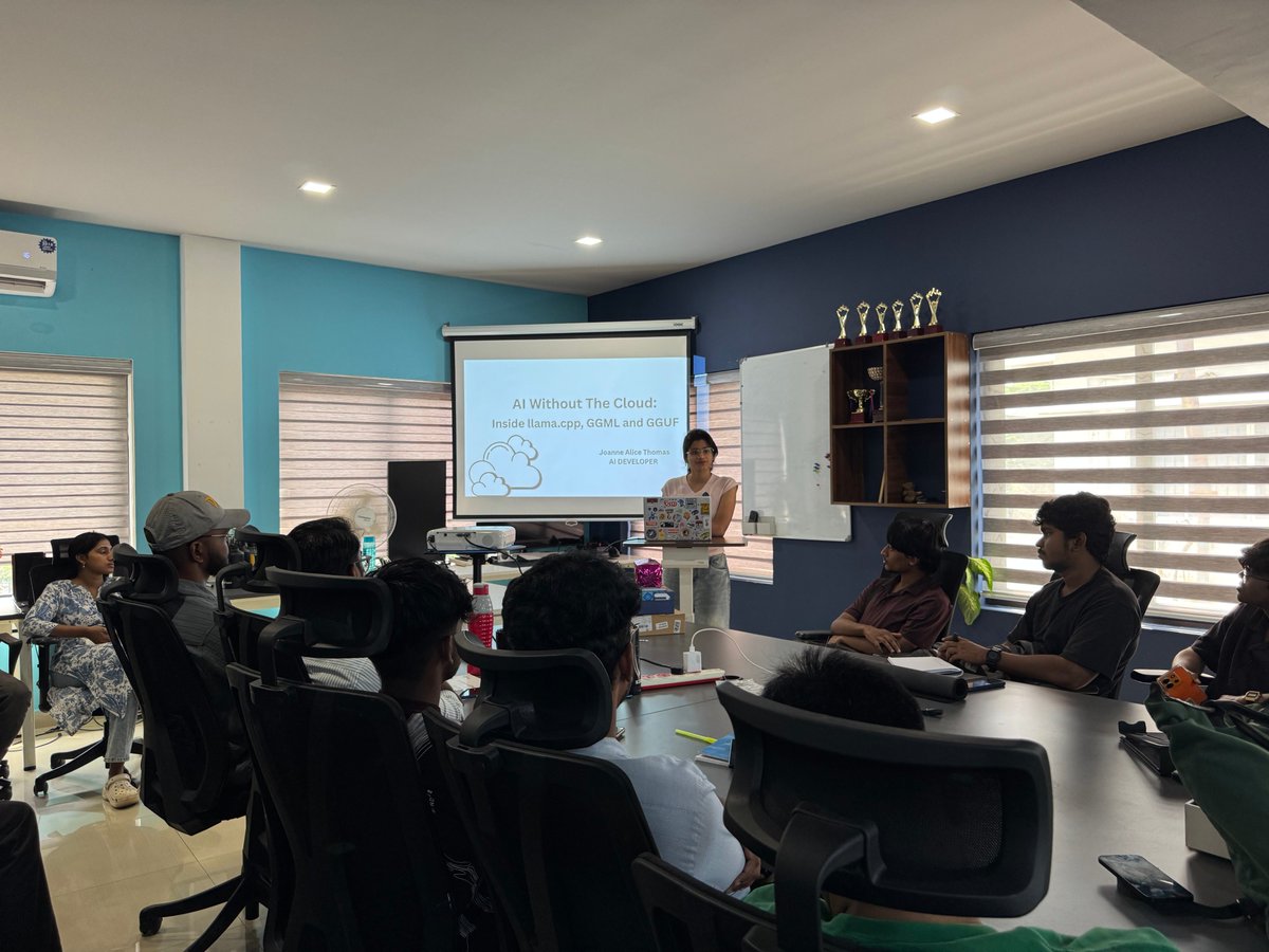 Kochi FOSS Meetups tweet media