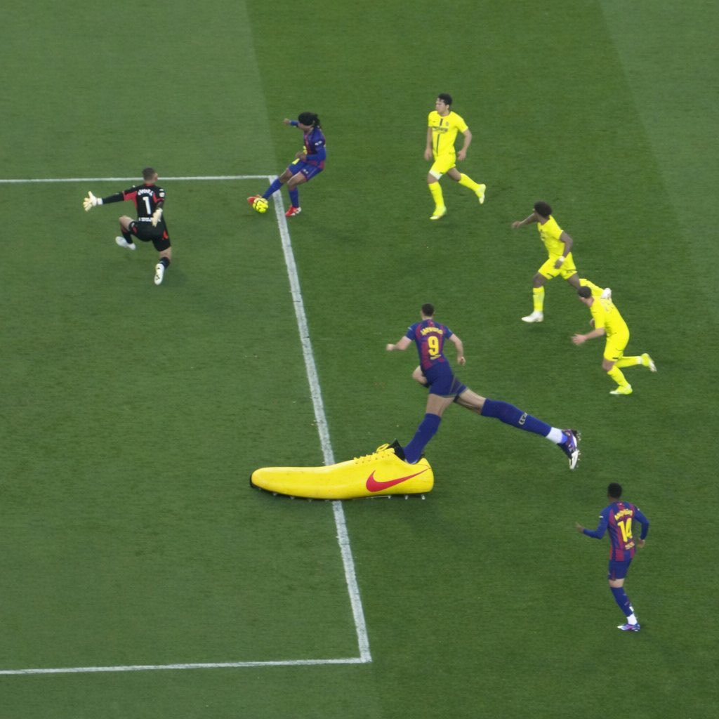 Out Of Context Football tweet media