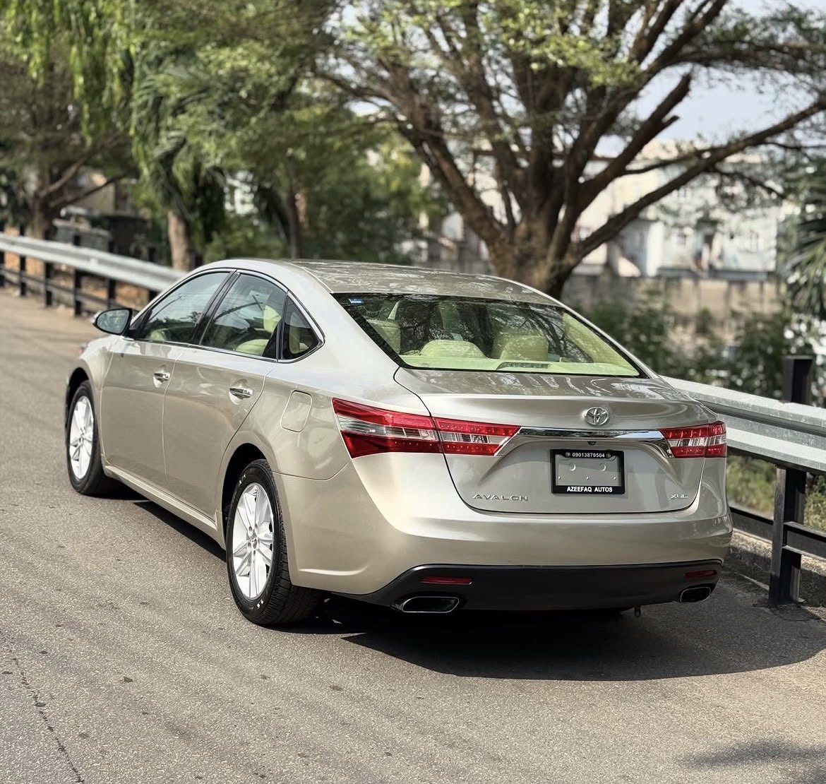 This Avalon XLE will make my month 🙏🏿🔥