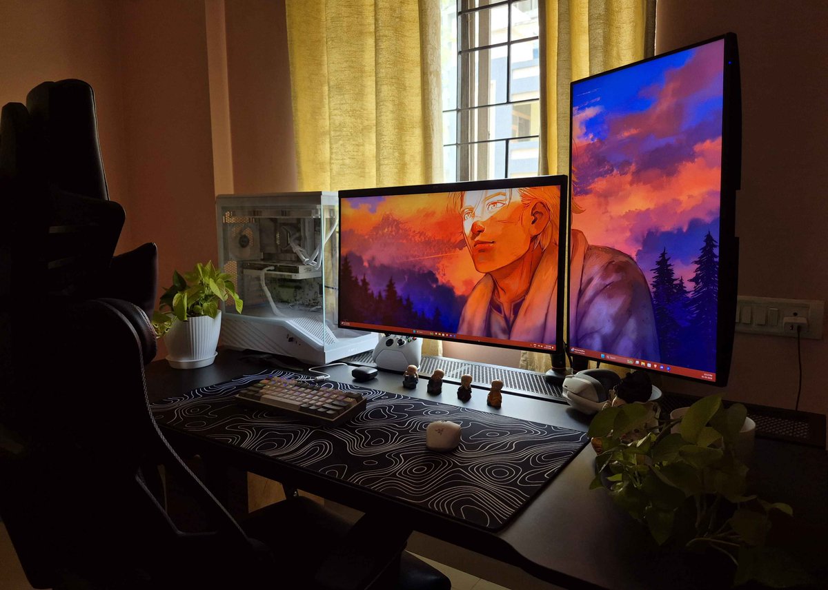 Alive Batman tweet media