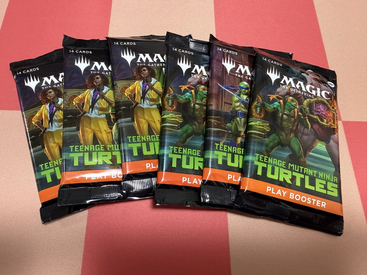 TAG_mtg's tweet photo. 忍者タートルズのプレリには参加できなかったけど、天神でプレイブースターを6パック購入してきた。
キツネの奥義のFOILとメカの才能が2枚当たったのが嬉しい。
神話レアは、0枚だった…
#MTG https://t.co/ldZBgaaP5Z