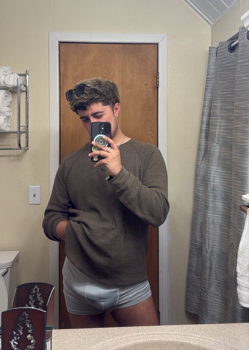 Expnc's tweet image. Came to big bear and everyone’s asleep