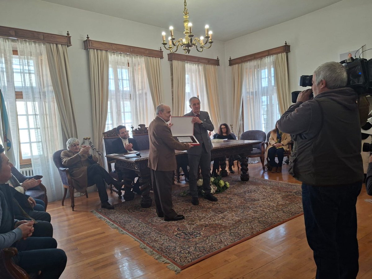 Armando Requeixo tweet media