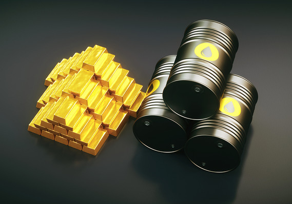 coinbureau's tweet photo. 🚨 CRYPTO MARKETS TURN INTO WEEKEND SAFE HAVEN FOR COMMODITIES

With markets shut, traders used Hyperliquid’s 24/7 trading to bet on oil and gold amid US-Israel-Iran tensions.

Commodity perpetual futures rallied as investors hedged against potential energy supply shocks.