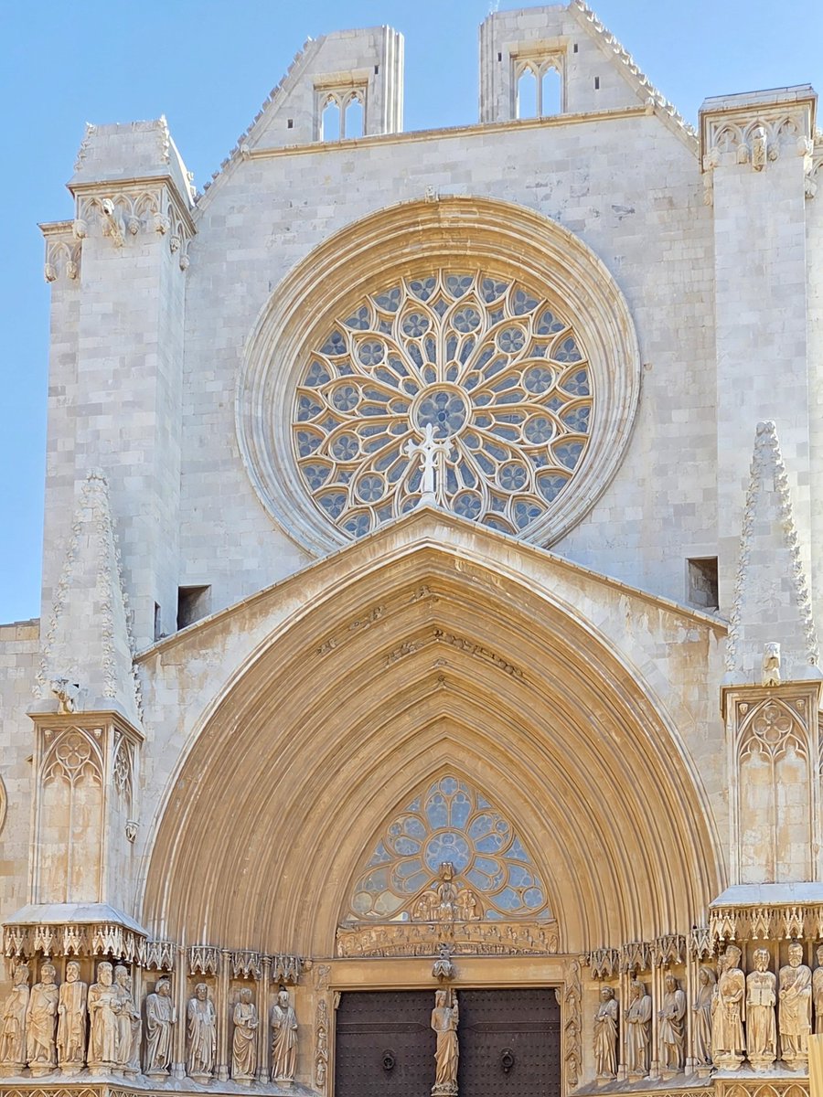 annifalugueta's tweet image. Amunt, avall, amunt, avall 🤯

Patapaaaaaaam! al SUD 😜

#casa
#tgn