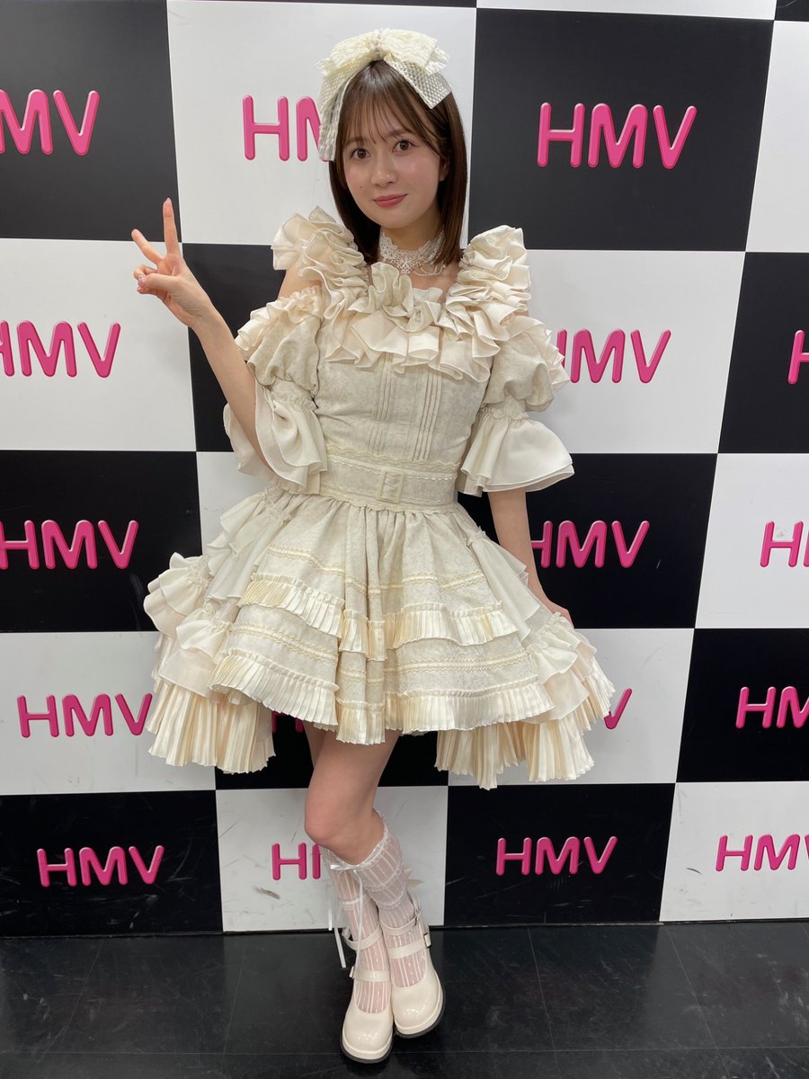 HMV_Sakae's tweet photo. 【#江籠裕奈】
本日、5th シングル『D∞ll』ラストリリースイベントにご来店いただきましたお客様ありがとうございました✨
ミニライブもファイナル感ある🦄💫
大盛況の盛り上がり🙌🙌
私物サイン会も沢山のご参加✍️
ありがとうございました👏
またのご来店をお待ちしております🥰
#Dooll https://t.co/M2nAA1MjRq